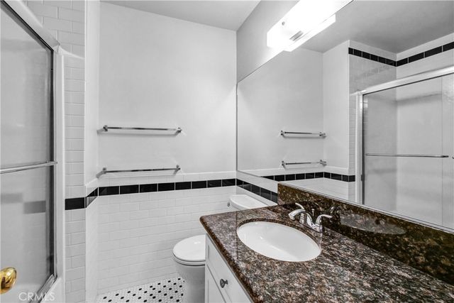 960 W Arrow E, Upland, CA 91786