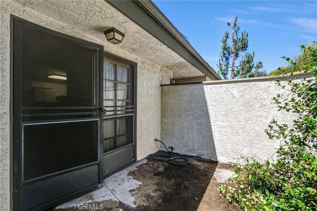 960 W Arrow E, Upland, CA 91786