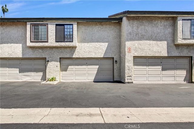 960 W Arrow E, Upland, CA 91786