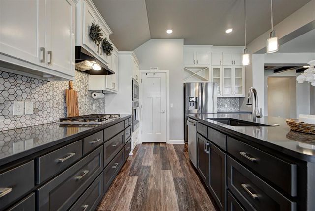 3409 Gunnison River Drive, Yukon, OK 73099