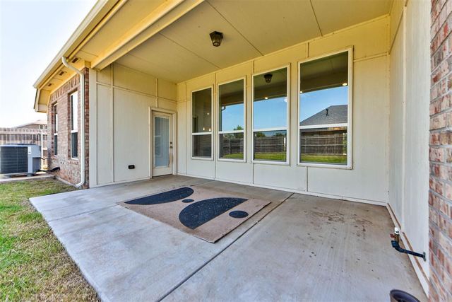 3409 Gunnison River Drive, Yukon, OK 73099