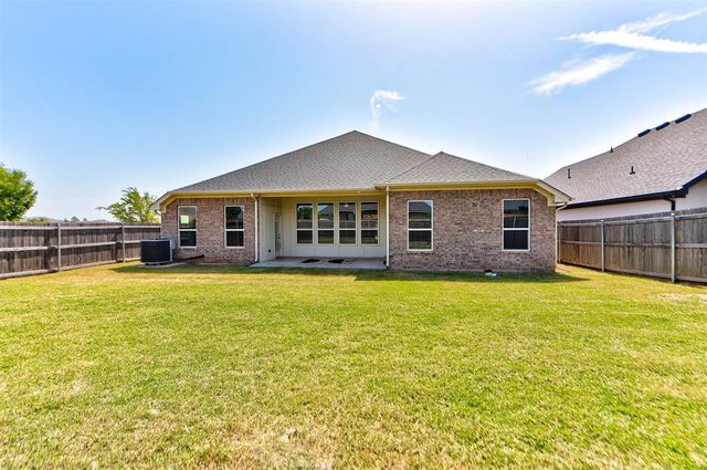 3409 Gunnison River Drive, Yukon, OK 73099