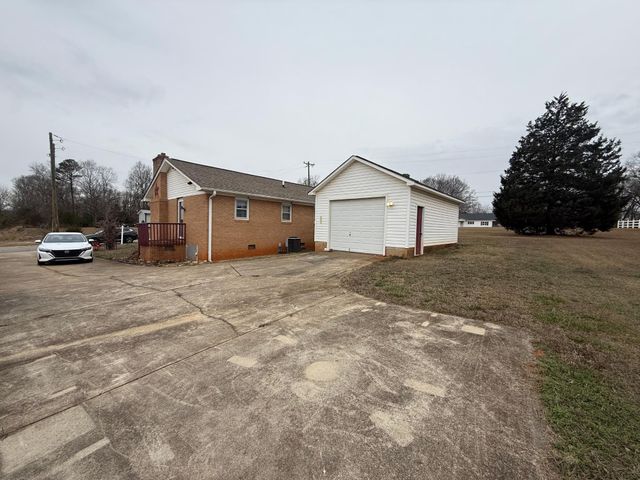 531 Hyatt Drive, Lyman, SC 29365