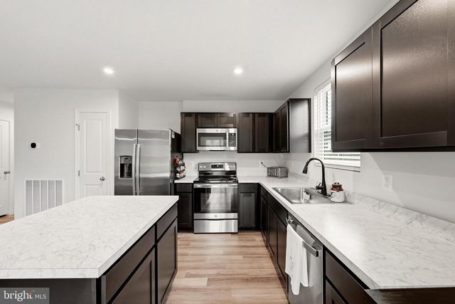 131 EMMET ST, Middletown, VA 22645