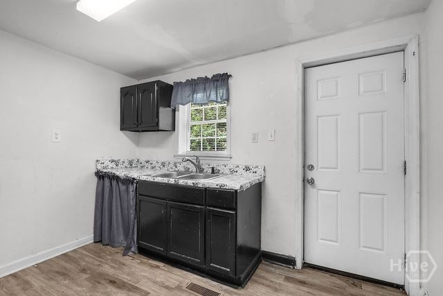 3311 Myrtle Street, Savannah, GA 31405
