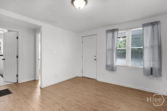 3311 Myrtle Street, Savannah, GA 31405
