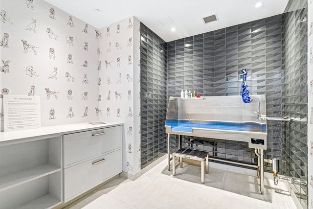 100 Shawmut Ave 309, Boston, MA 02118