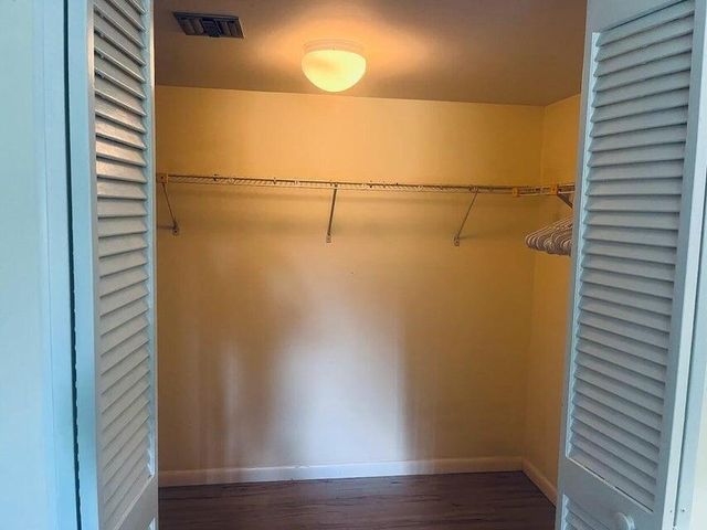 9440 Meadowood Drive 102, Fort Pierce, FL 34951