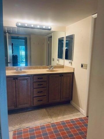 9440 Meadowood Drive 102, Fort Pierce, FL 34951