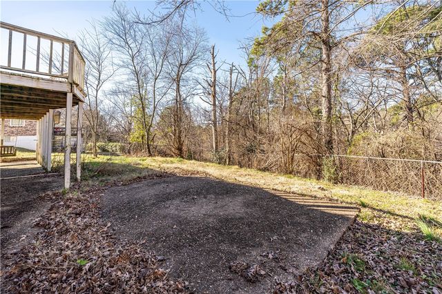 110 Shelton Drive, Eureka Springs, AR 72632