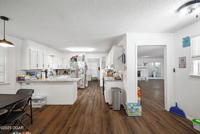 337 Fairway Drive, Carl Junction, MO 64834
