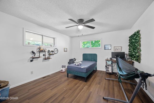337 Fairway Drive, Carl Junction, MO 64834