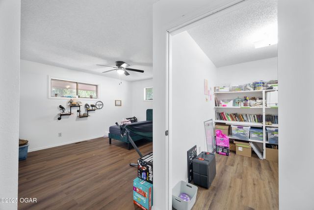 337 Fairway Drive, Carl Junction, MO 64834