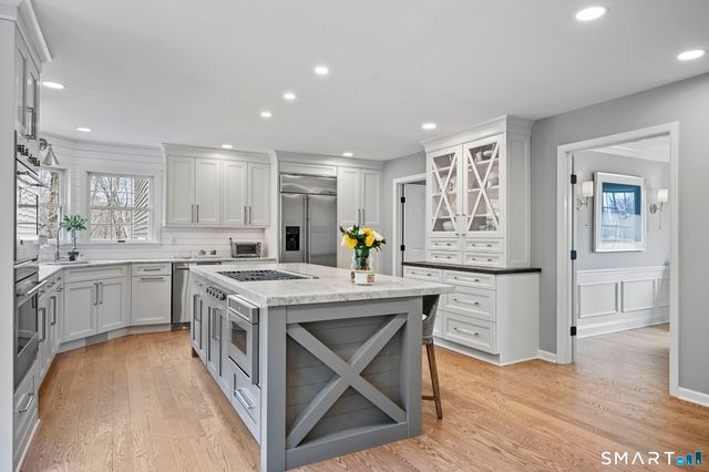 6 Shepards Way, New Fairfield, CT 06812