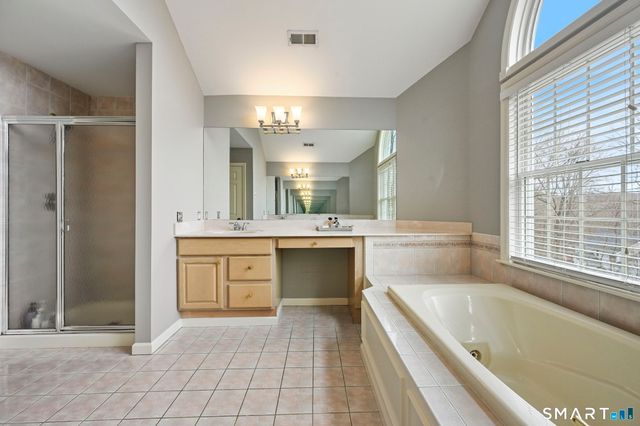 6 Shepards Way, New Fairfield, CT 06812
