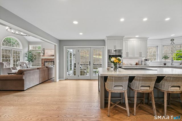 6 Shepards Way, New Fairfield, CT 06812