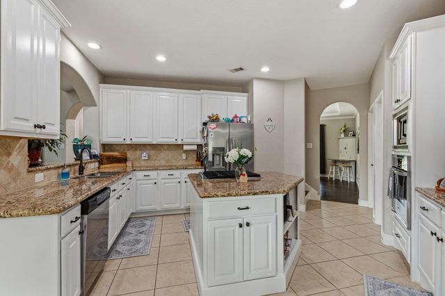 40519 Manor Drive, Magnolia, TX 77354