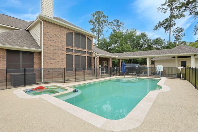40519 Manor Drive, Magnolia, TX 77354