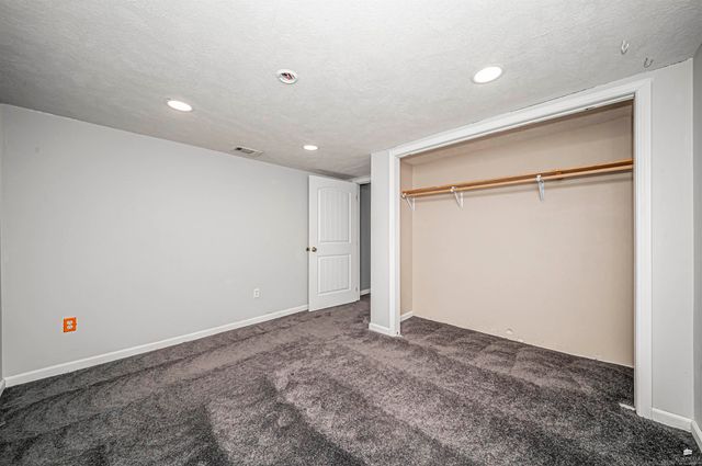 109 NE 13th, Abilene, KS 67410