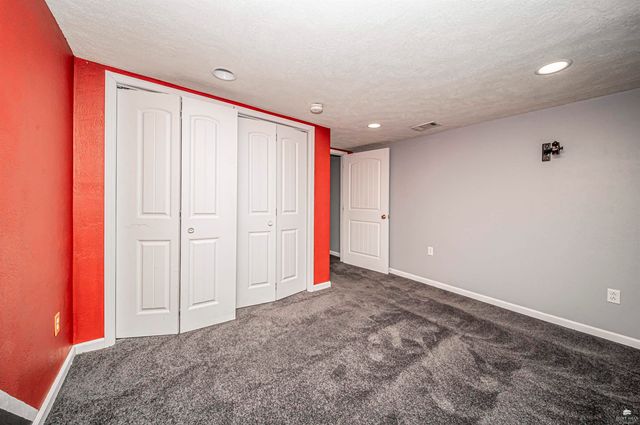 109 NE 13th, Abilene, KS 67410