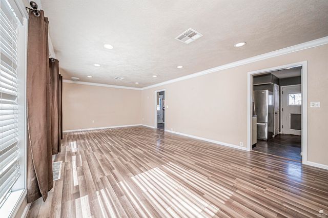 109 NE 13th, Abilene, KS 67410