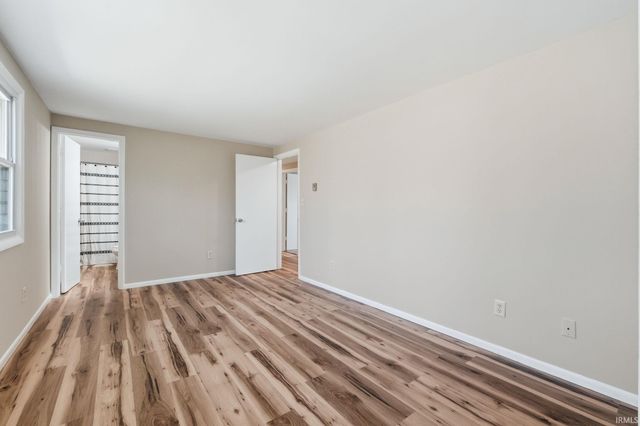 5700 Fontana Drive, Fort Wayne, IN 46815