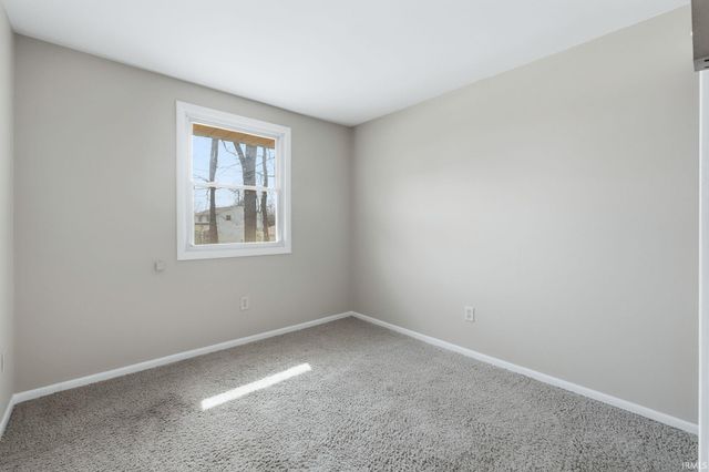 5700 Fontana Drive, Fort Wayne, IN 46815