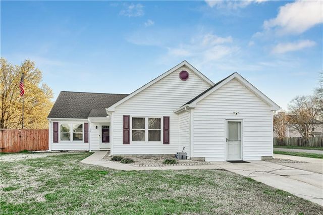 176 Ashford DR, Suffolk, VA 23434