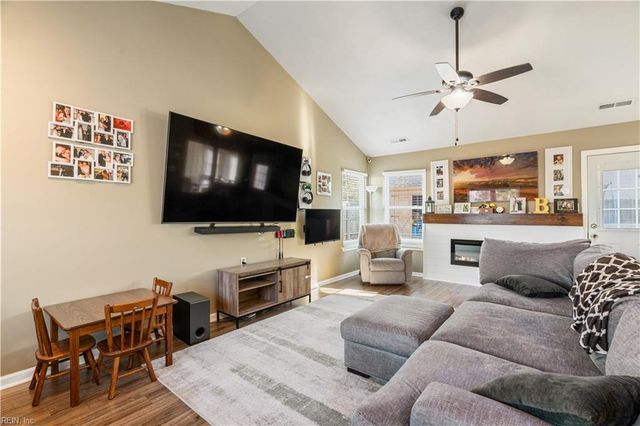 176 Ashford DR, Suffolk, VA 23434