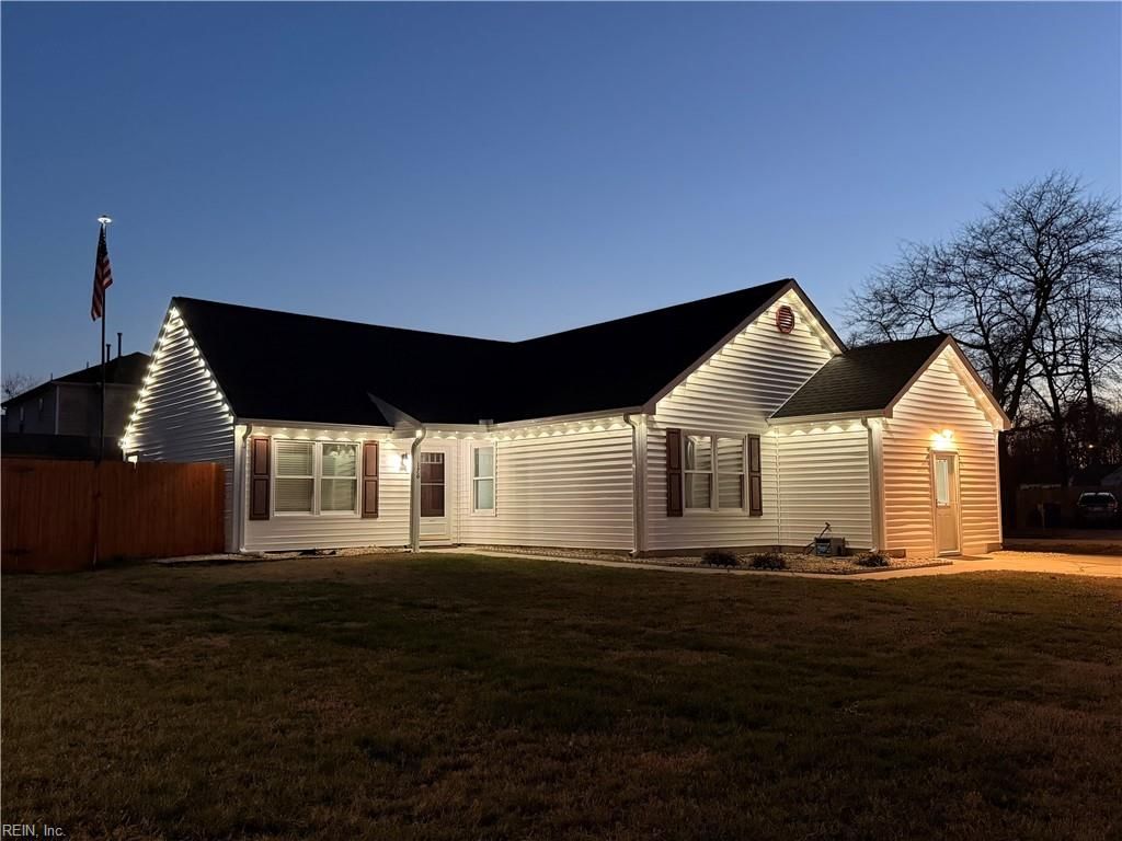 176 Ashford DR, Suffolk, VA 23434