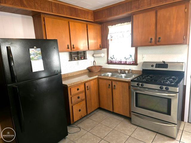 825 Summer Street, Algonac, MI 48001