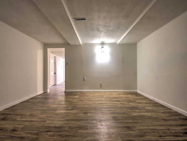 414 Allen Street, La Porte, IN 46350