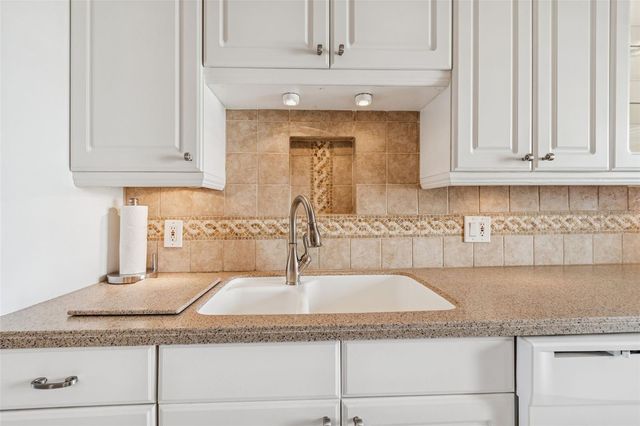 3400 COVE CAY DRIVE 7H, Clearwater, FL 33760