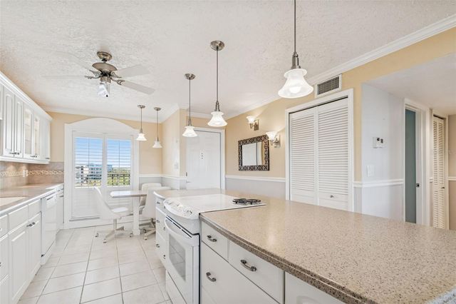 3400 COVE CAY DRIVE 7H, Clearwater, FL 33760