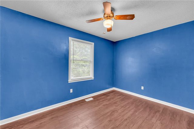 1064 S Greenwich Drive, Walhalla, SC 29691