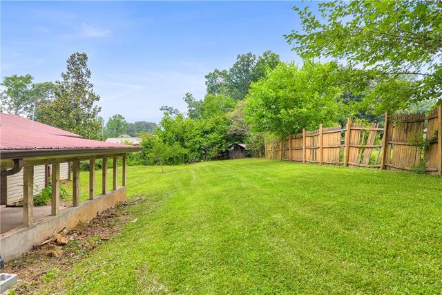 1064 S Greenwich Drive, Walhalla, SC 29691
