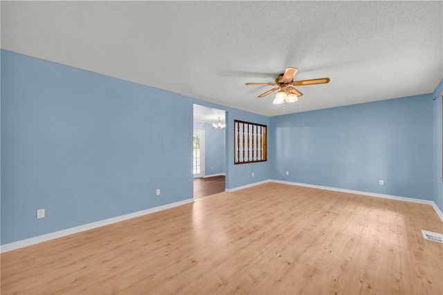 1064 S Greenwich Drive, Walhalla, SC 29691