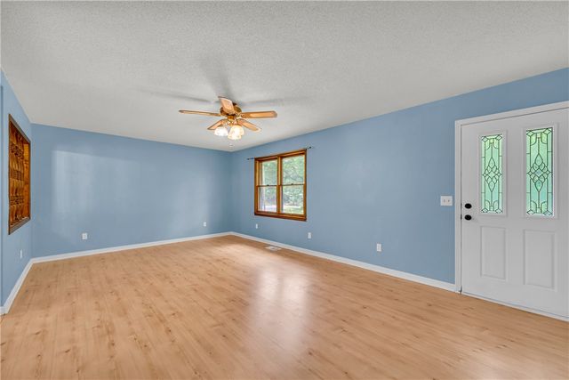 1064 S Greenwich Drive, Walhalla, SC 29691