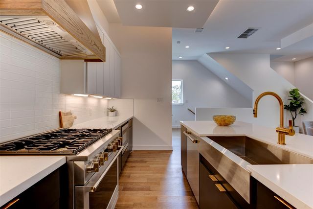 7118 Gary St Street, Houston, TX 77055