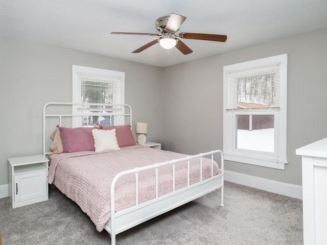 1855 W Lawrence Ave, Ellwood City, PA 16117