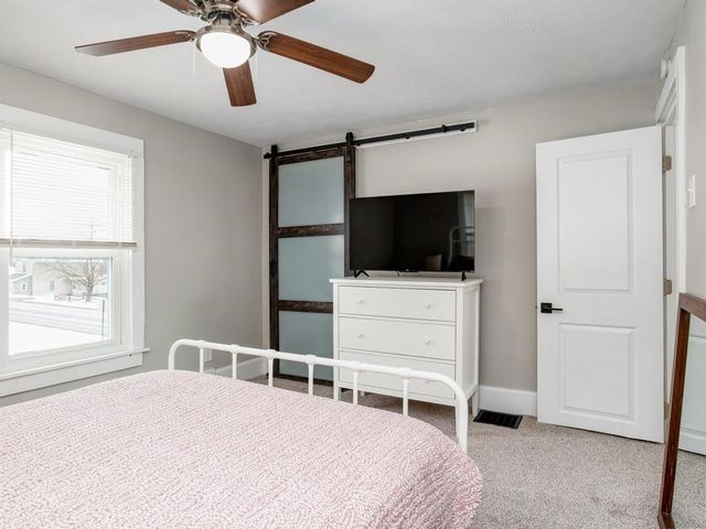 1855 W Lawrence Ave, Ellwood City, PA 16117