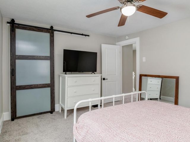 1855 W Lawrence Ave, Ellwood City, PA 16117