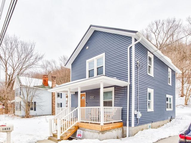 1855 W Lawrence Ave, Ellwood City, PA 16117