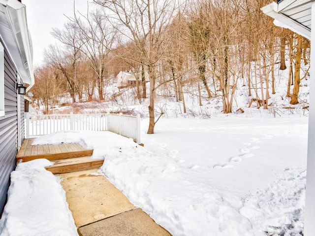 1855 W Lawrence Ave, Ellwood City, PA 16117