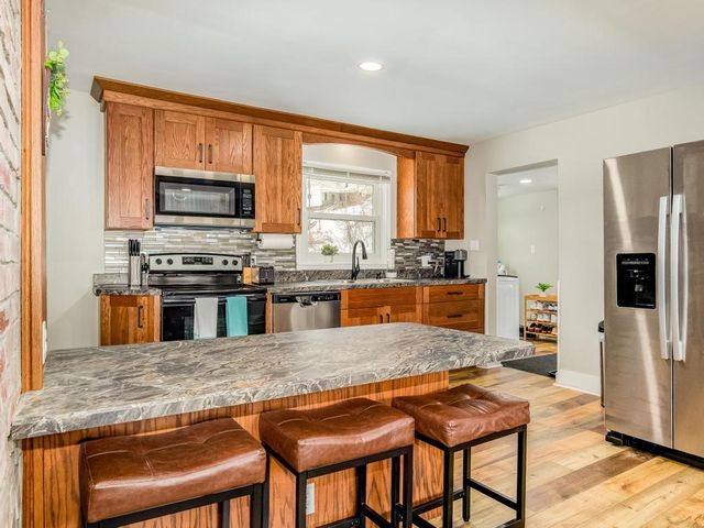 1855 W Lawrence Ave, Ellwood City, PA 16117