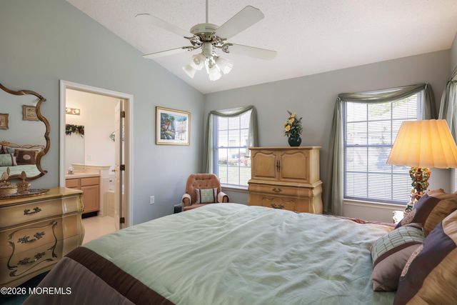 4 Abercorn Court, Jackson, NJ 08527