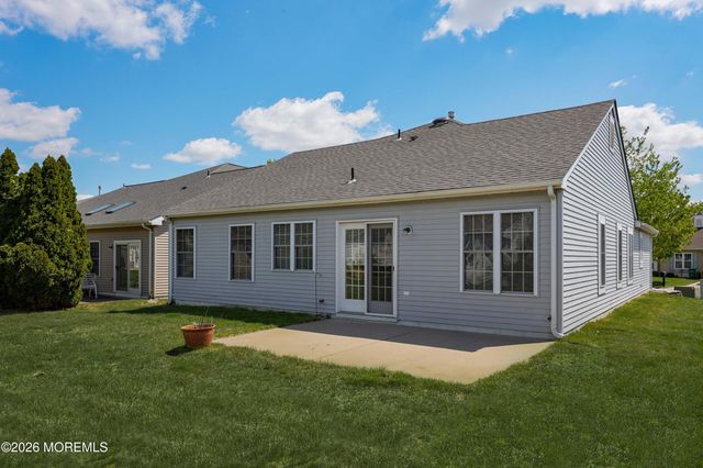 4 Abercorn Court, Jackson, NJ 08527