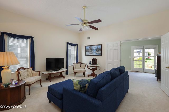 4 Abercorn Court, Jackson, NJ 08527