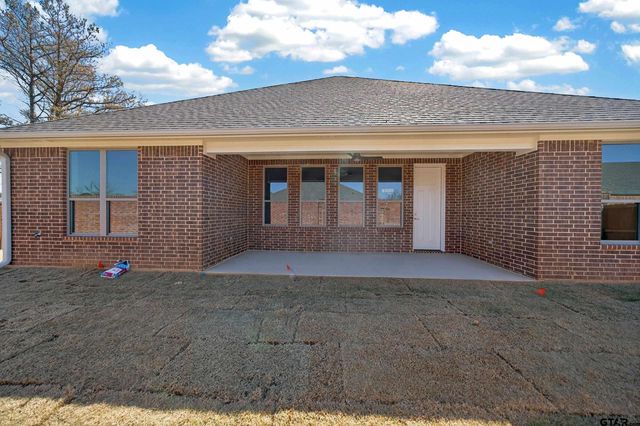 3022 Guinn Farms Rd, Tyler, TX 75707