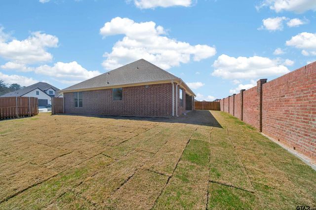 3022 Guinn Farms Rd, Tyler, TX 75707